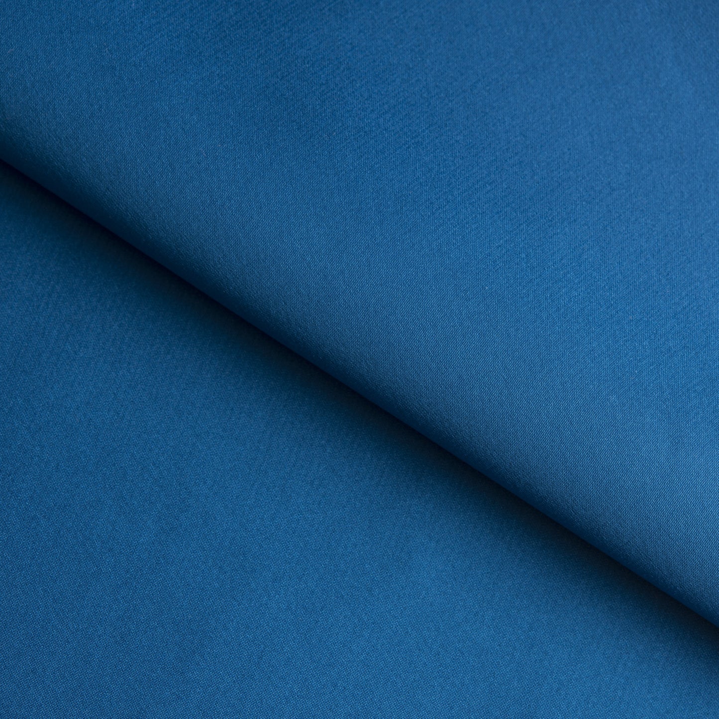
                  
                    CK171 Silky Satin
                  
                