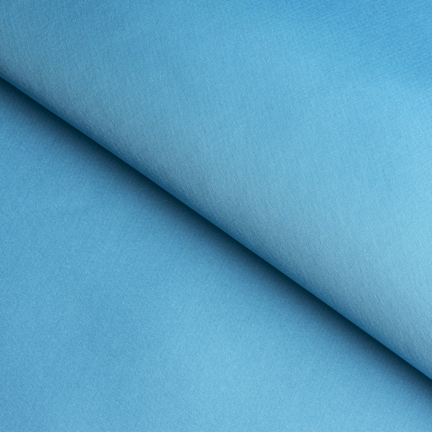 
                  
                    CK171 Silky Satin
                  
                