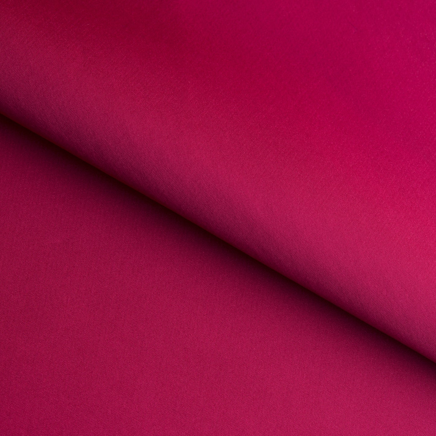 
                  
                    CK171 Silky Satin
                  
                