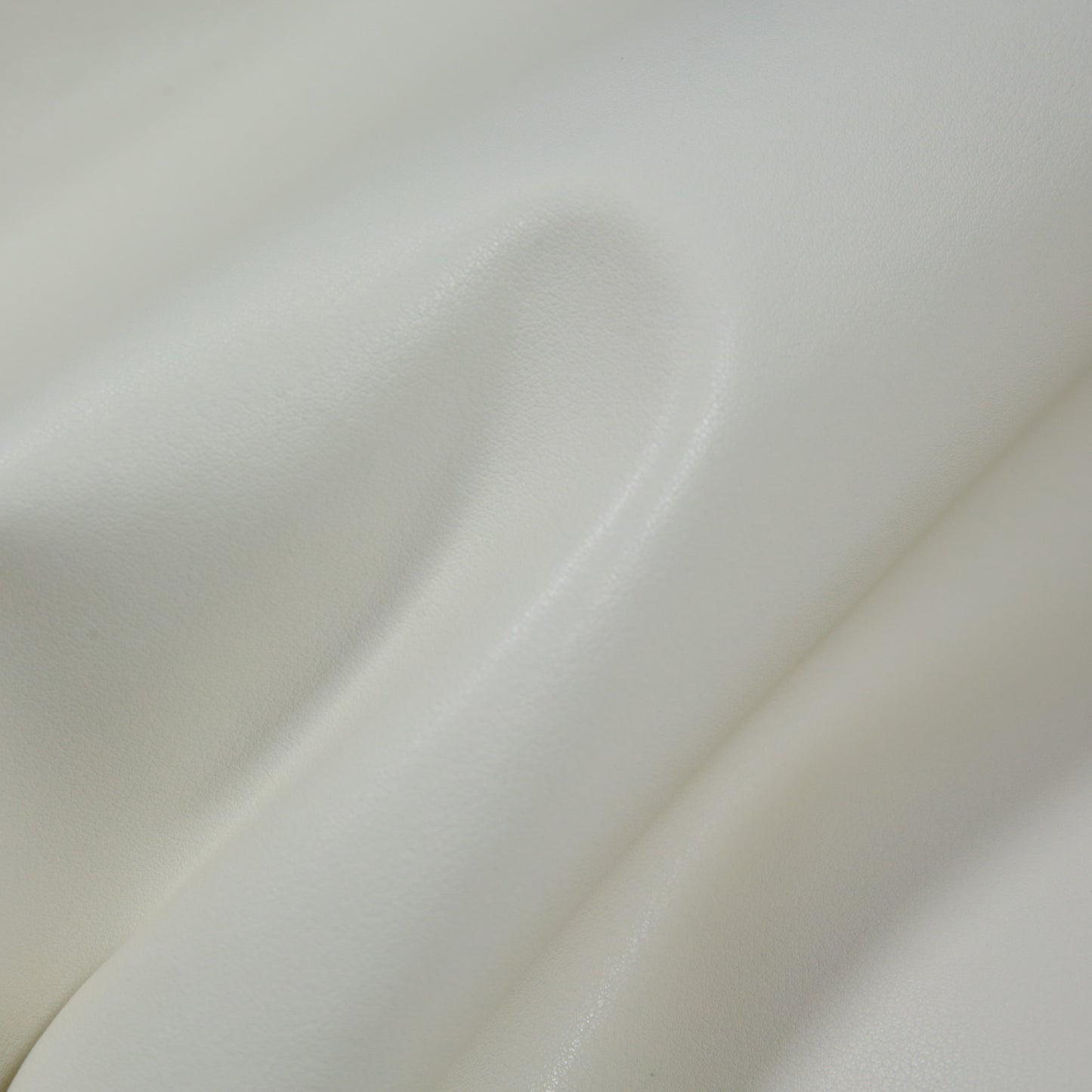 
                  
                    Micro102-Microfibre leather
                  
                
