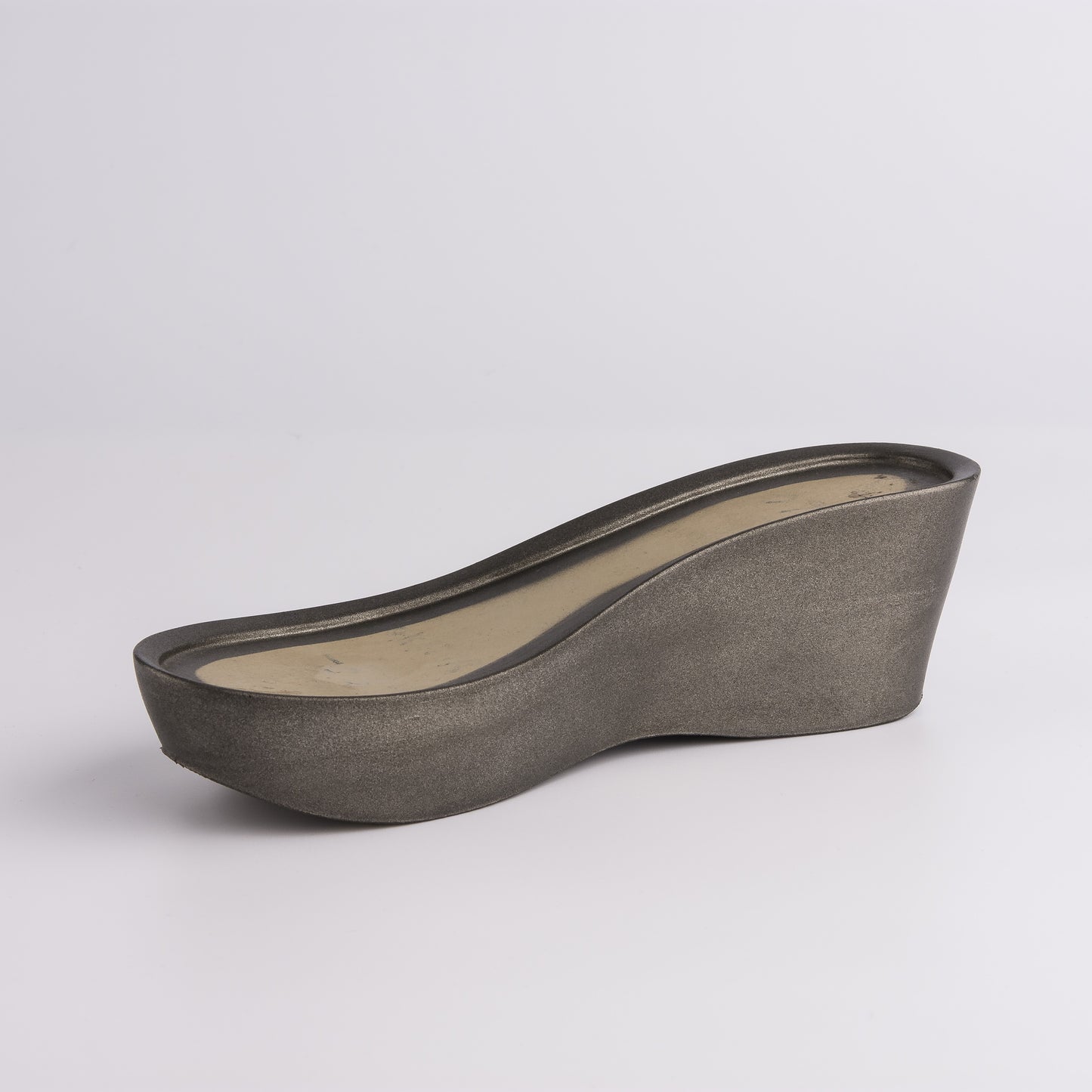 
                  
                    PU Shoe sole
                  
                