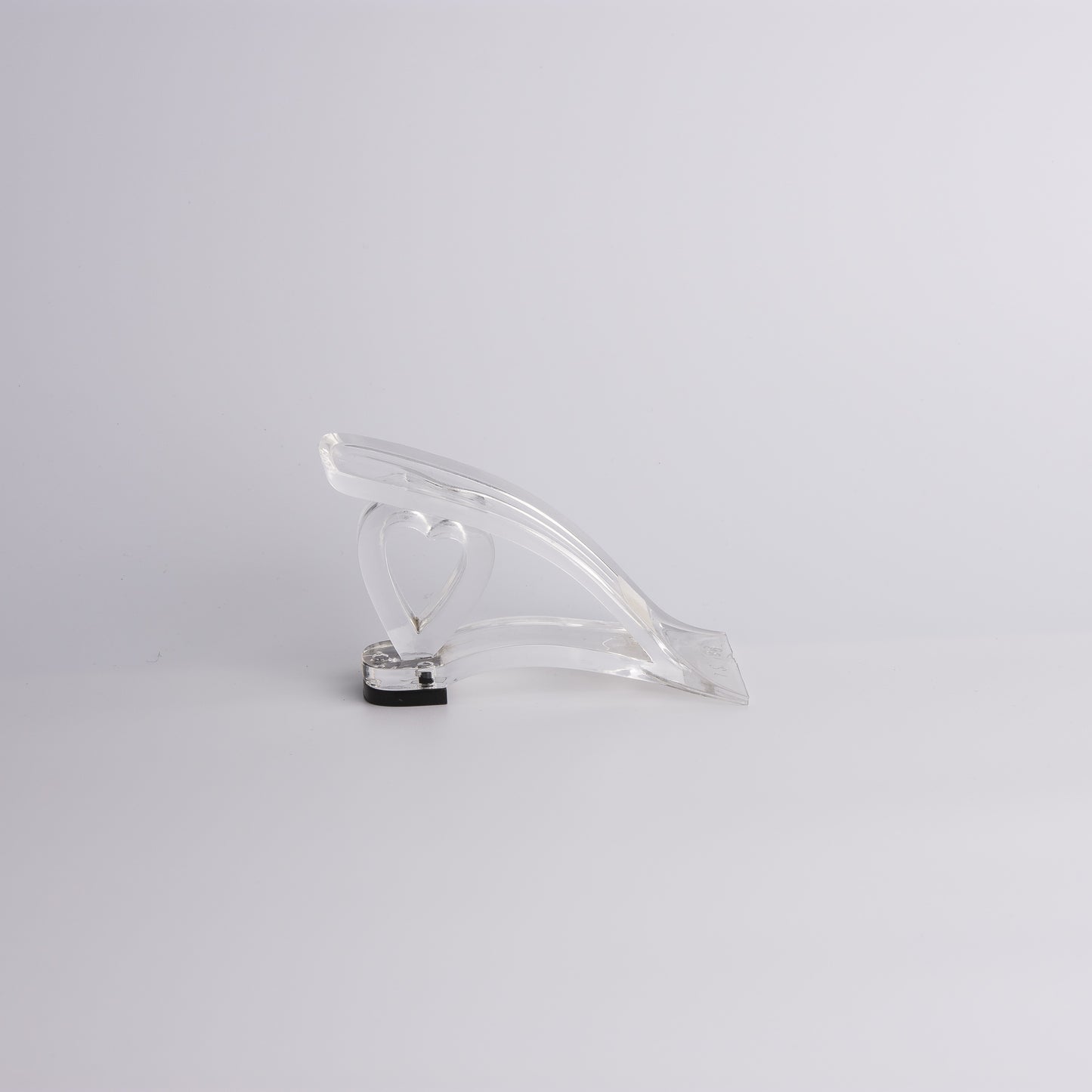 
                  
                    Acrylic shoe sole
                  
                