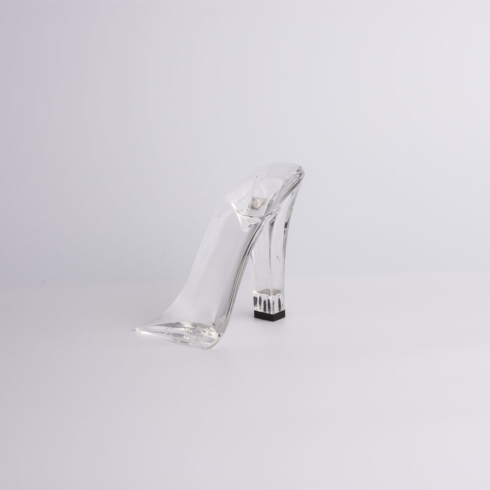 
                  
                    Acrylic shoe sole
                  
                